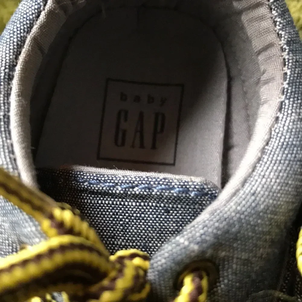 Baby Gap shoes 3-6 mos blue